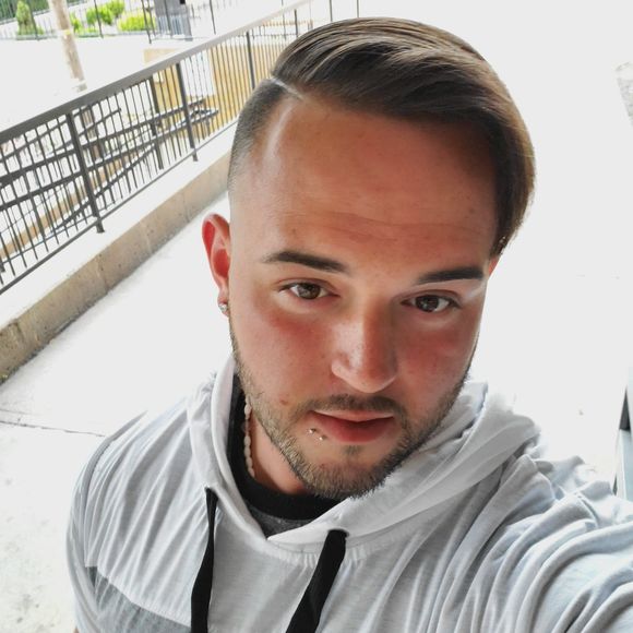 Meet your Posher, John - Picture 1 of 1